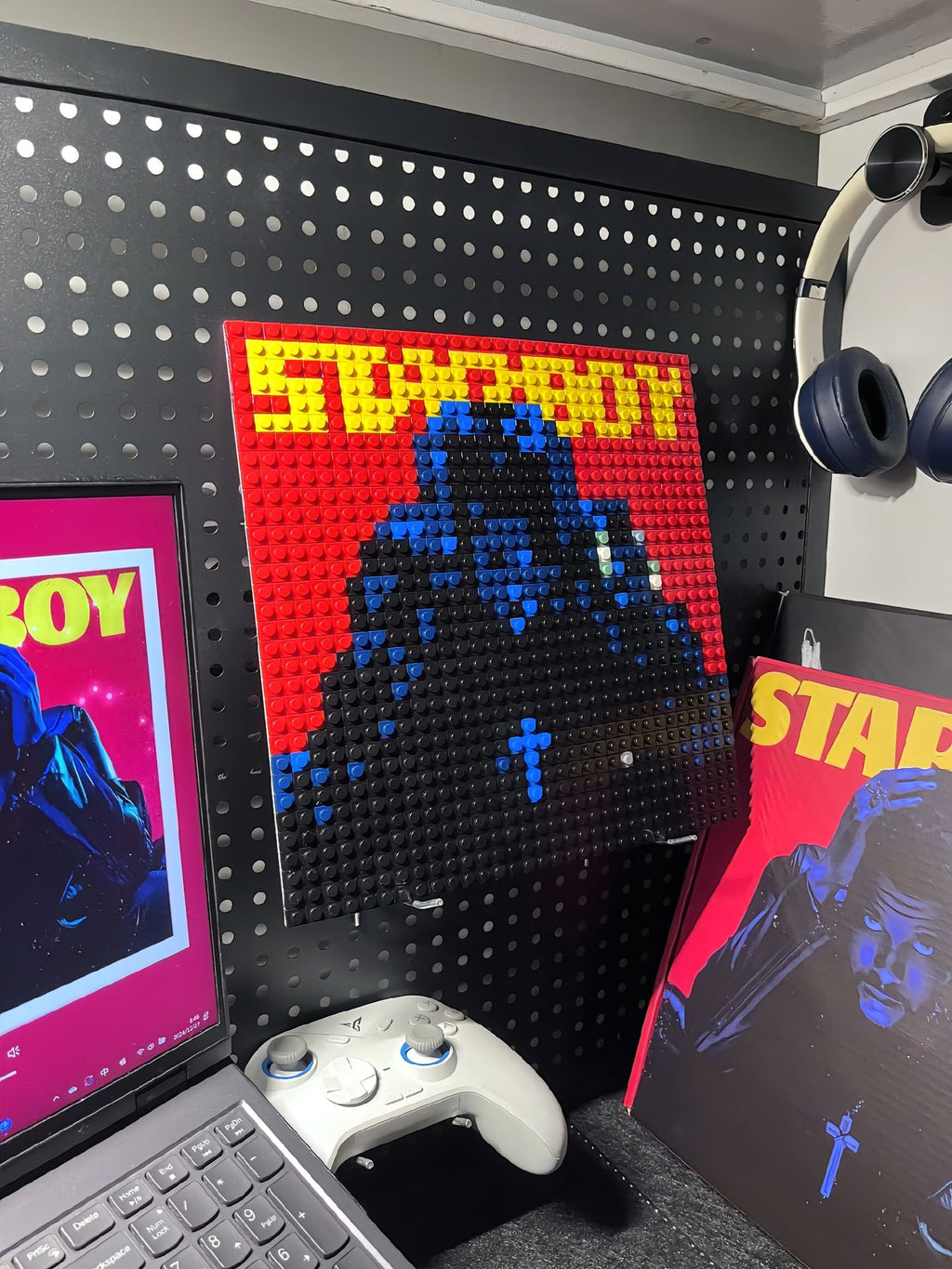 The Weeknd《starboy》Brick Album Cover